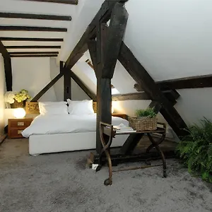  Apartment Gregoire France