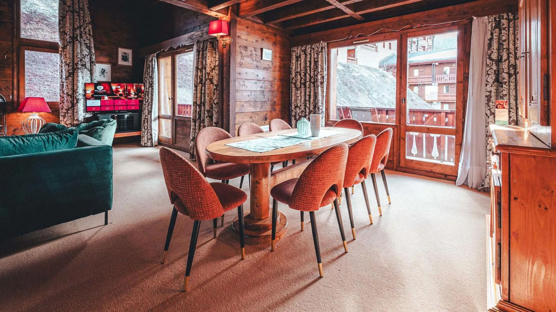 Hotel Mont Vallon Meribel 4*,
